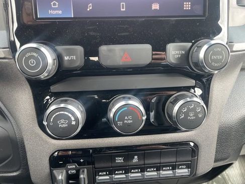 New 2026 RAM 3500 Tradesman image 27