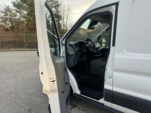 Used 2017 Ford Transit 150 130 Medium Roof image 23
