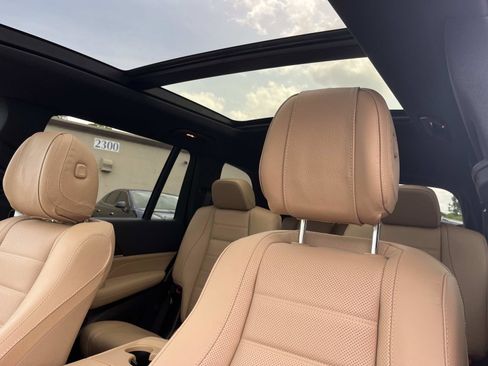 Used 2025 Mercedes-Benz GLS 450 4MATIC image 29