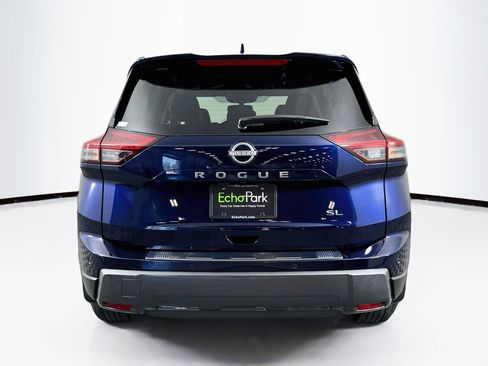 Used 2025 Nissan Rogue SL FWD image 7