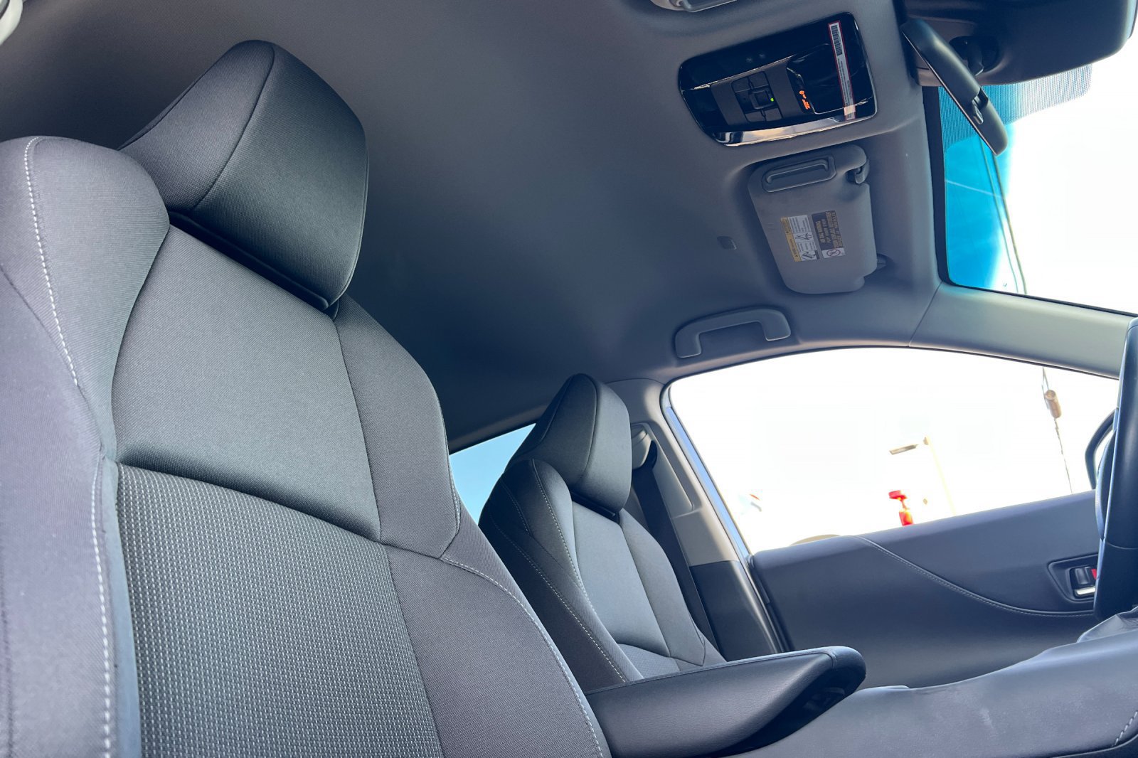 Certified 2024 Toyota Venza LE AWD/4WD image 17