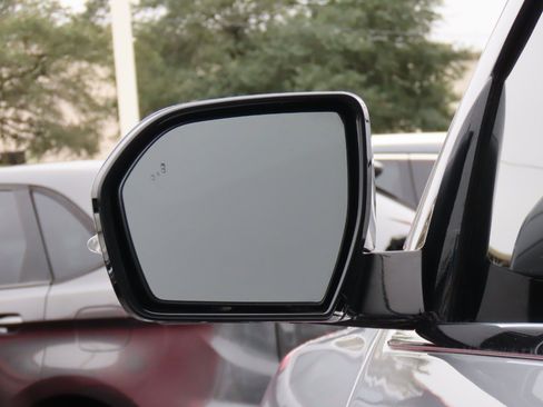 Used 2021 Ford Expedition XLT image 19