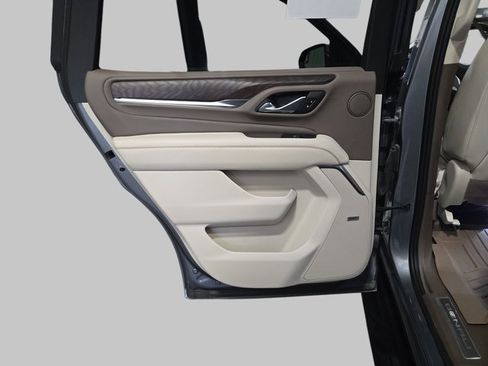 Used 2022 GMC Yukon Denali image 18