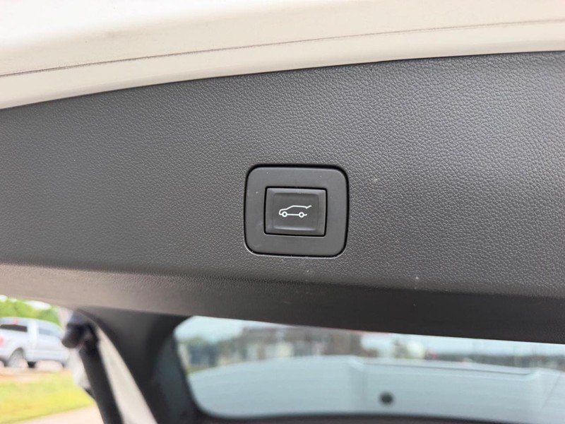 Used 2024 Buick Encore GX Sport Touring w/ Comfort Package FWD image 6