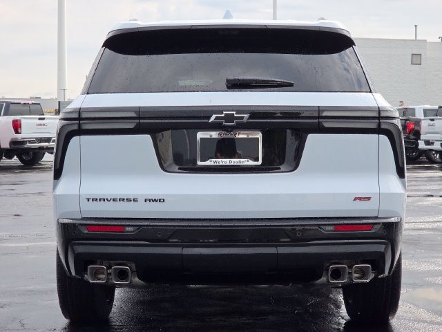 New 2027 Chevrolet Traverse RS w/ LPO, Floor Liner Package AWD/4WD image 17
