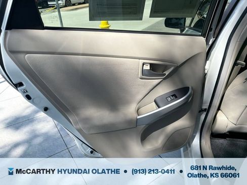 Used 2013 Toyota Prius Three FWD image 15