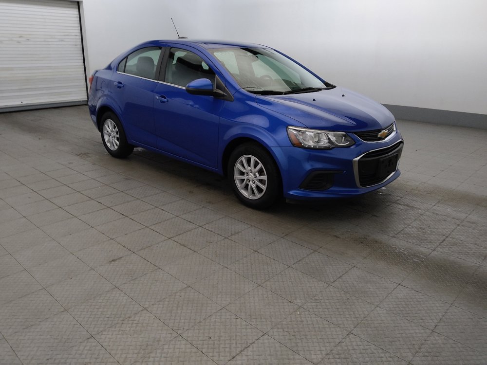 Used 2020 Chevrolet Sonic LT w/ Convenience Package FWD image 11