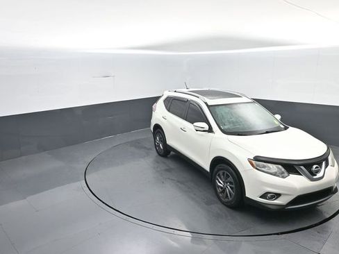 Used 2016 Nissan Rogue SL w/ SL Premium Package image 18