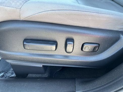 Used 2015 Honda CR-V EX image 16