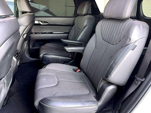 Used 2025 Hyundai Palisade Calligraphy image 21