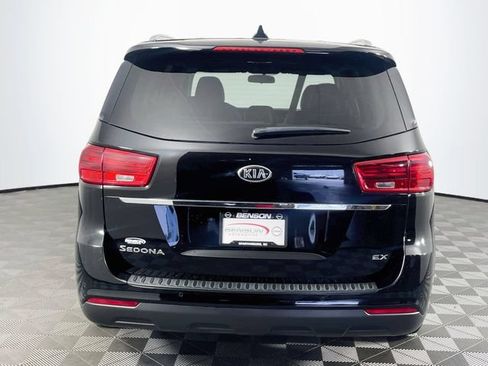 Used 2019 Kia Sedona EX FWD image 7