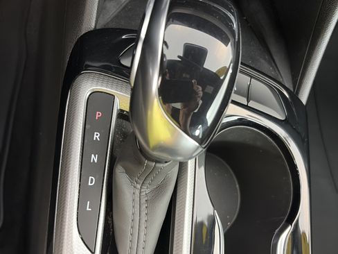 Certified 2024 Buick Envista Avenir FWD image 28