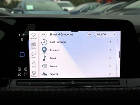 Used 2024 Volkswagen Golf R image 19