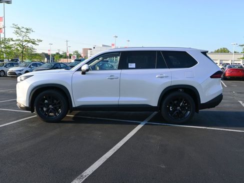New 2026 Toyota Grand Highlander AWD image 4