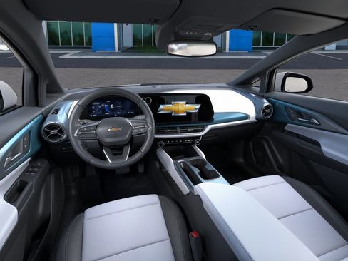 New 2026 Chevrolet Equinox EV LT image 30