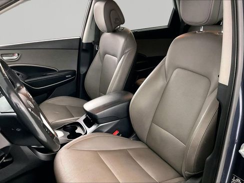 Used 2018 Hyundai Santa Fe SE Ultimate image 19