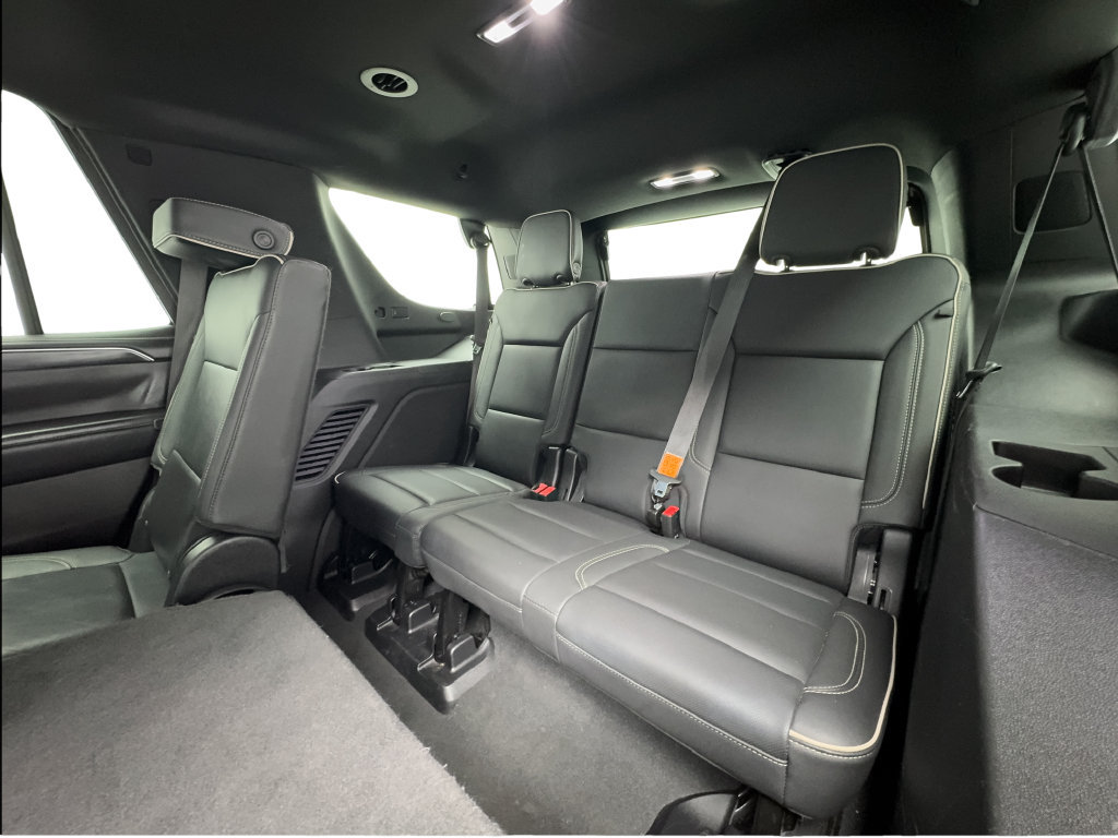Used 2024 GMC Yukon SLT RWD image 27