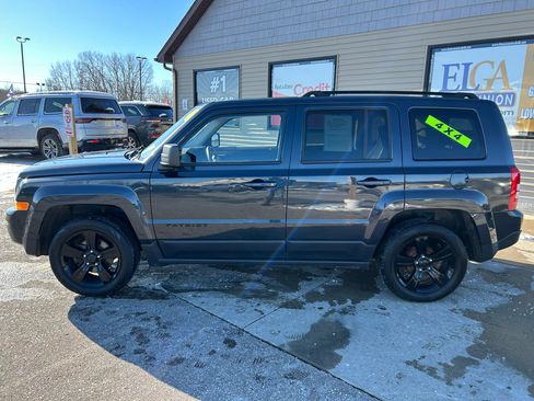 Used 2015 Jeep Patriot Sport w/ Power Value Group image 8