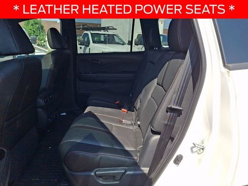 Used 2025 Honda Passport TrailSport image 9