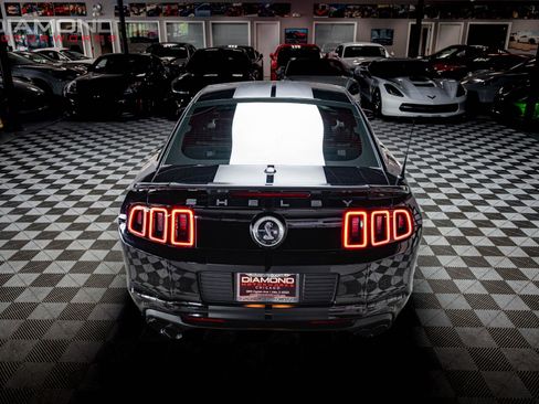 Used 2013 Ford Mustang Shelby GT500 RWD image 4