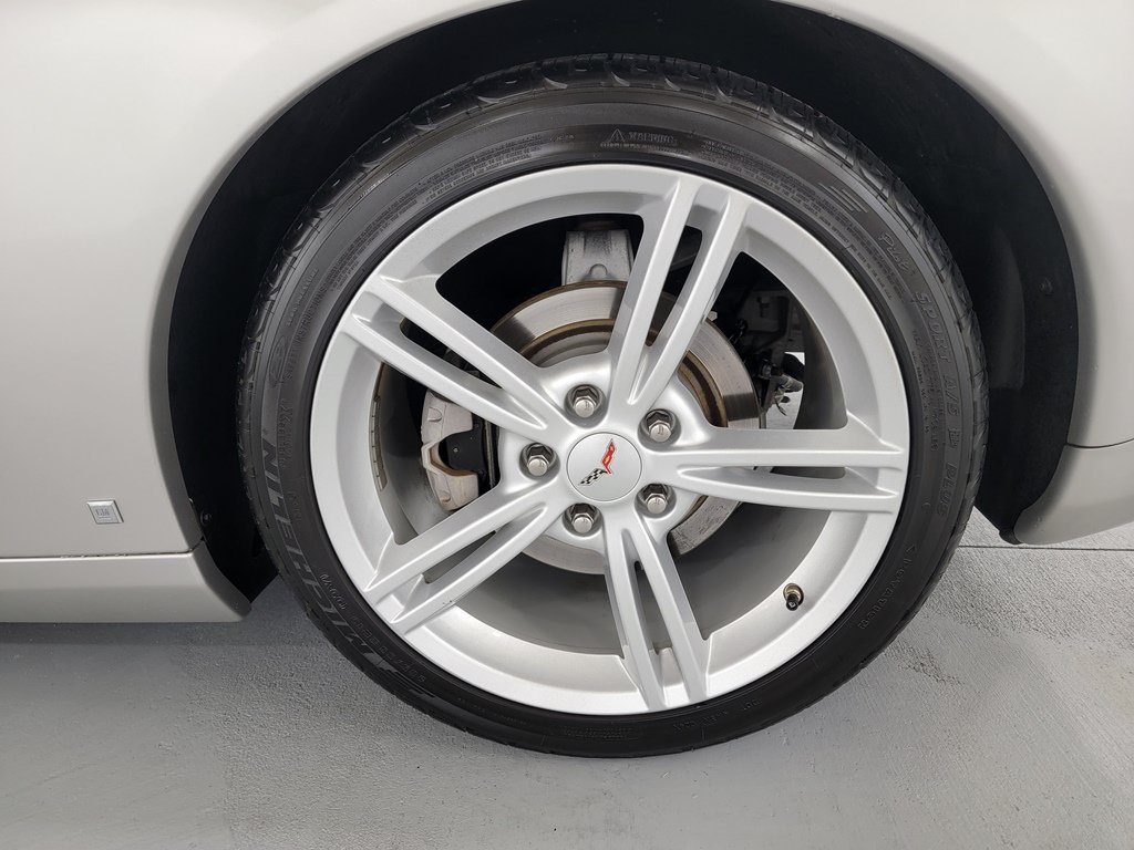 Used 2008 Chevrolet Corvette Coupe w/ Preferred Equipment Group RWD image 10