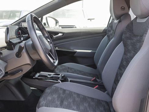 Used 2022 Volkswagen ID.4 Pro image 17