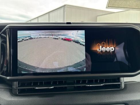 New 2026 Jeep Wrangler Unlimited Sport image 18