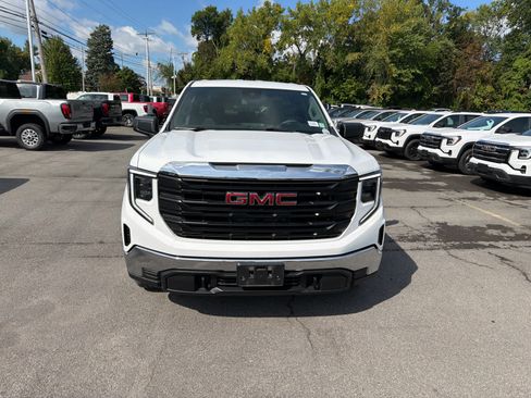 Used 2023 GMC Sierra 1500 Pro w/ Pro Value Package AWD/4WD image 16