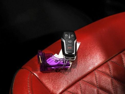 Used 2017 Ford Mustang Coupe RWD image 46