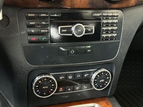 Used 2015 Mercedes-Benz GLK 350 2WD image 22