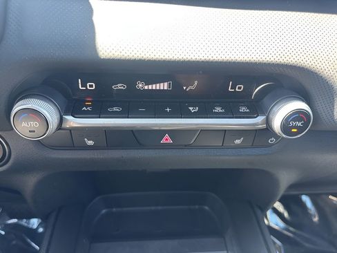 Used 2024 MAZDA CX-50 AWD 2.5 S w/ Preferred Package image 18