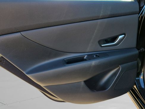 Certified 2023 Hyundai Elantra SEL w/ Convenience Package image 26