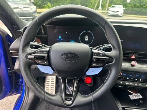 Used 2025 Hyundai Elantra N FWD image 31