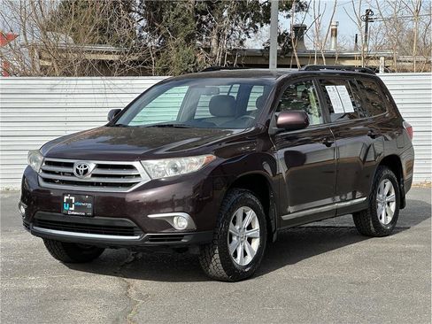 Used 2013 Toyota Highlander SE image 6
