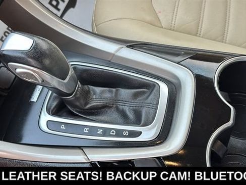 Used 2015 Ford Fusion SE w/ Equipment Group 202A FWD image 21