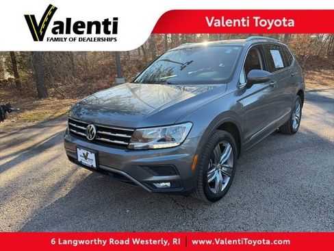 Used 2020 Volkswagen Tiguan SEL w/ 3rd Row Seat Package image 1