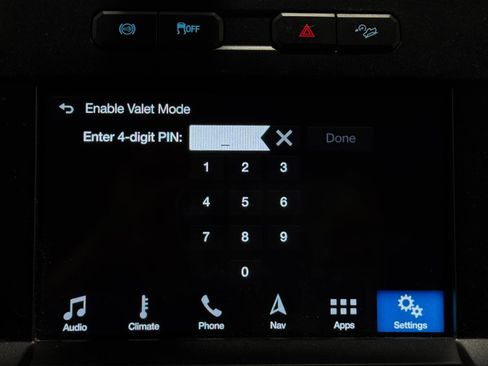 Used 2018 Ford F250 Lariat w/ FX4 Off-Road Package image 27