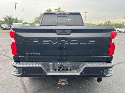 Used 2021 Chevrolet Silverado 2500 LTZ w/ LTZ Plus Package AWD/4WD image 4