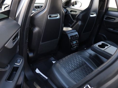 Used 2020 Jaguar F-PACE SVR AWD/4WD image 19
