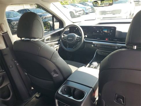 New 2026 Kia Carnival SX Prestige image 17
