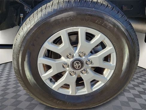 Used 2024 Toyota Tacoma SR5 image 7
