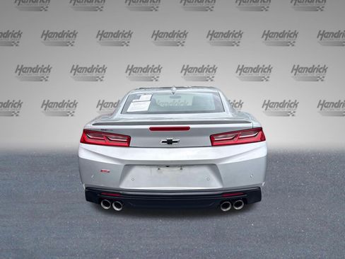 Used 2016 Chevrolet Camaro LT RWD image 9