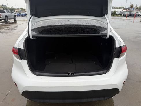 Used 2024 Toyota Corolla LE FWD image 13