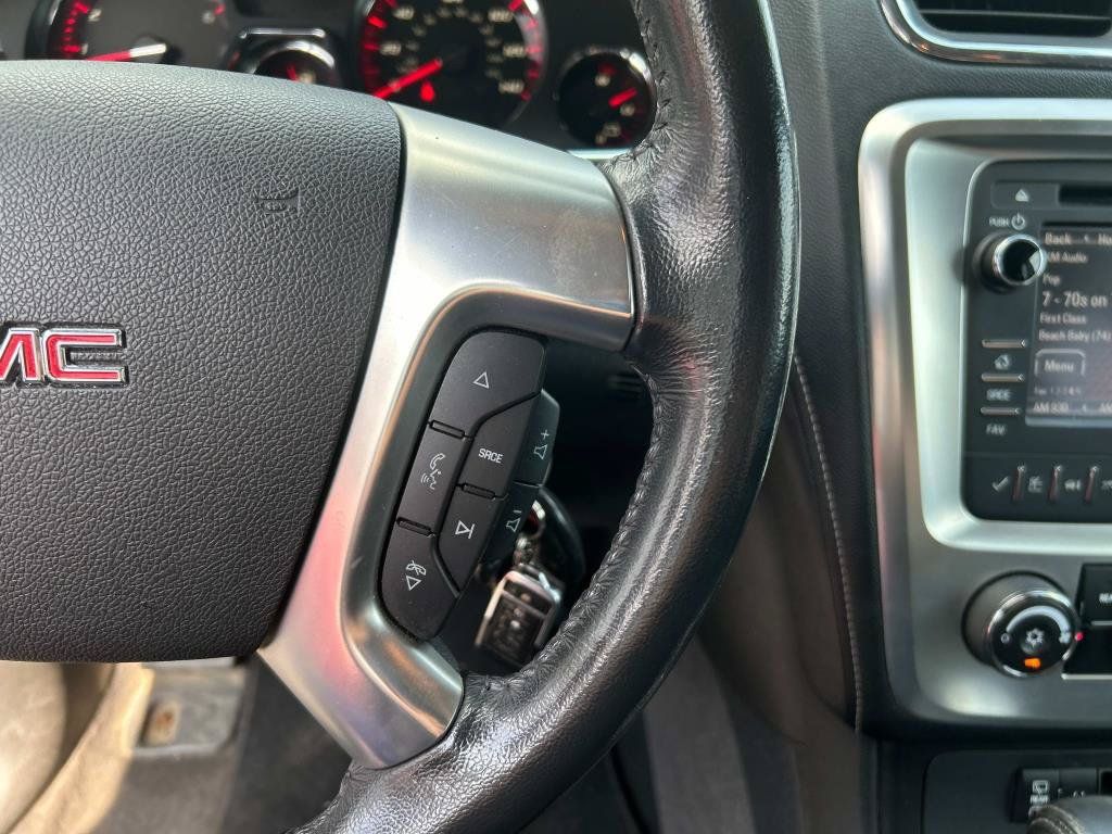 Used 2013 GMC Acadia SLE FWD image 25