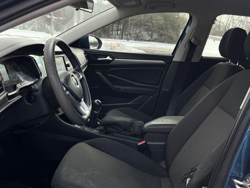 Used 2019 Volkswagen Jetta S w/ Driver Assistance Package image 9