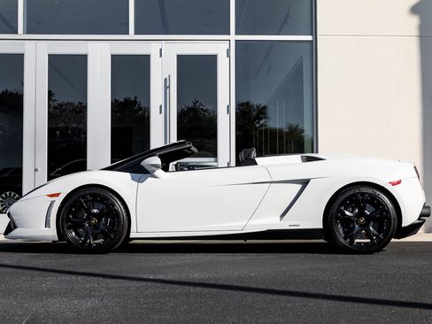 Used 2014 Lamborghini Gallardo LP 550-2 image 5