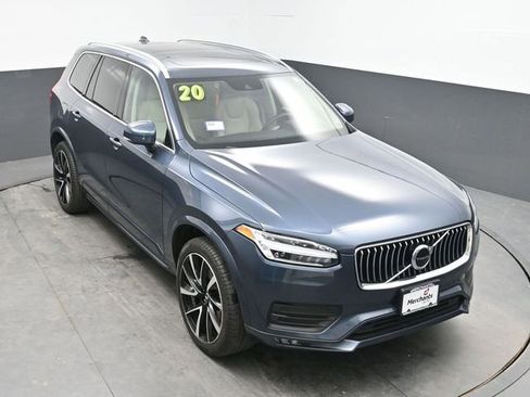 Used 2020 Volvo XC90 T6 Momentum AWD/4WD image 23