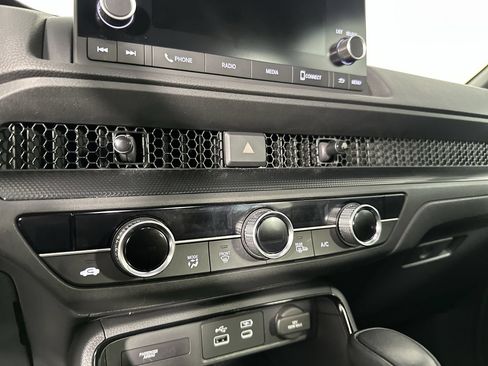Used 2023 Honda CR-V Sport image 14