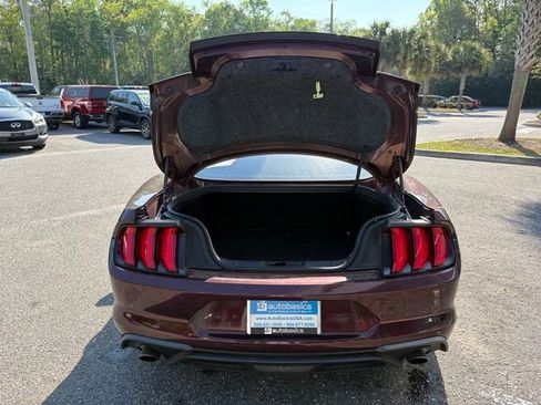 Used 2018 Ford Mustang Premium image 25