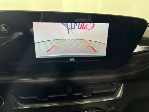 Used 2024 Buick Envista Preferred w/ Convenience I Package image 19